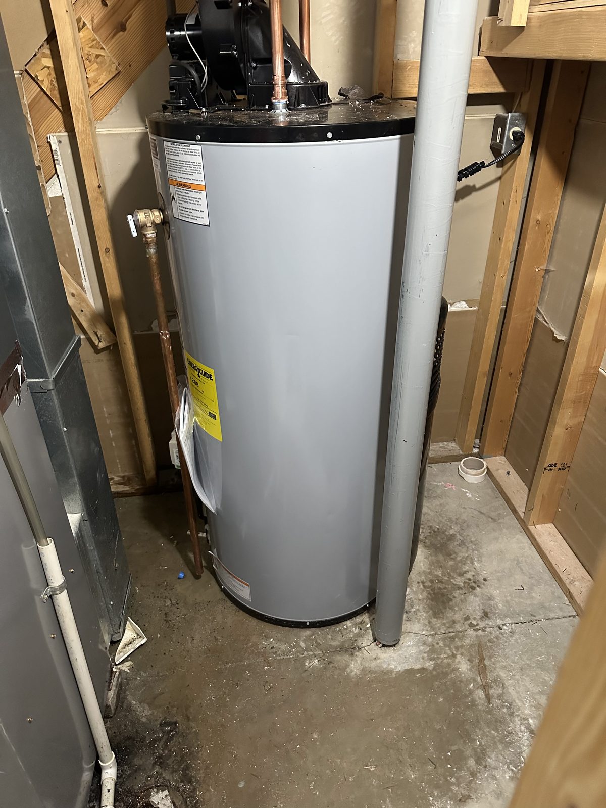 Fresh water heater installation — DE Plumbing, Cincinnati