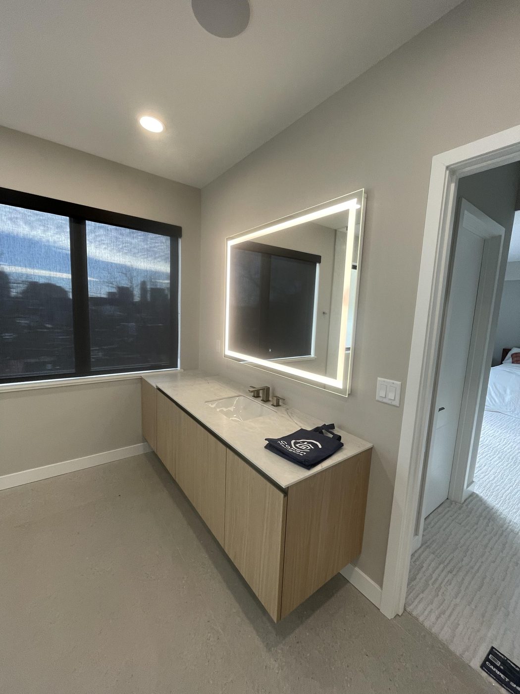 Remodeled bathroom with a new vanity and fixtures — DE Plumbing, Cincinnati